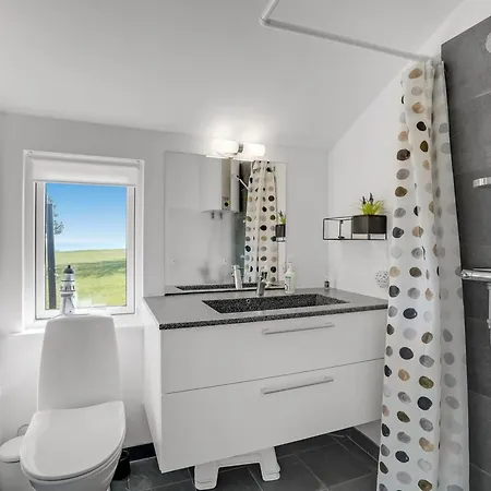 Trajko - 100m From The Sea By Interhome