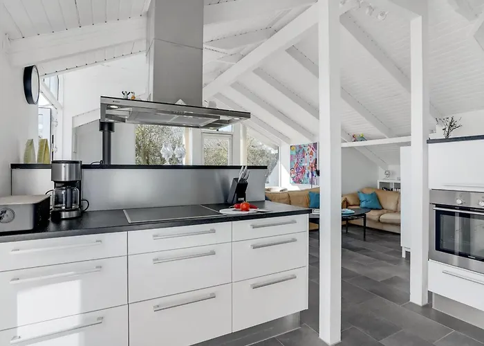 Trajko - 100m From The Sea By Interhome Tatil Evi