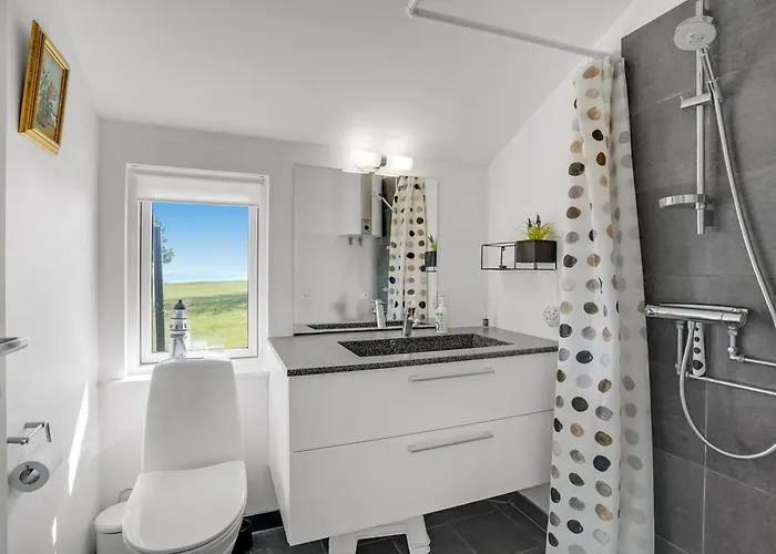 Trajko - 100m From The Sea By Interhome